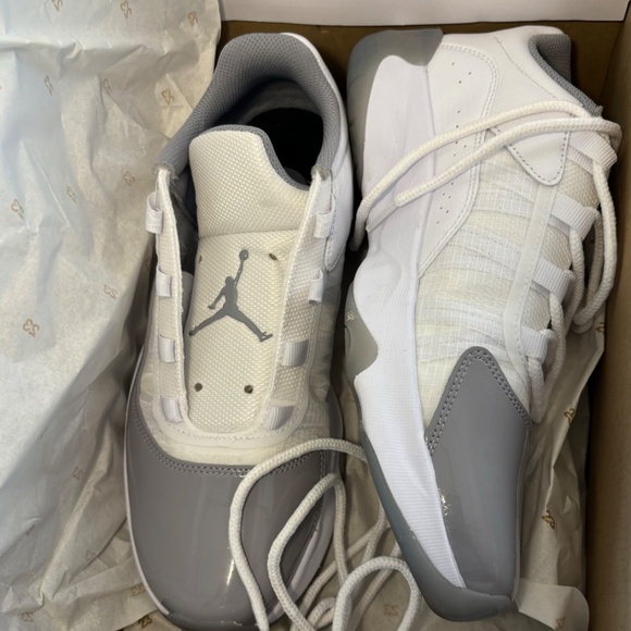 Nike - Jordan 11 CMFT Low - Picture 9 of 9